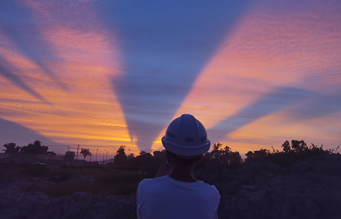 1638435528353081.jpg 小圖落日余暉1攝影直六劉玉波.jpg