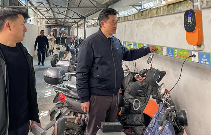 1707033107819369.jpg (小圖)61c1d2010265f616af316bd0628b1fe.jpg