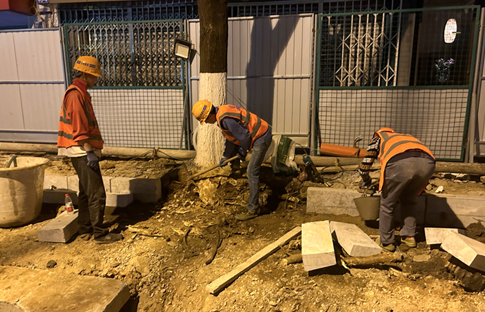 1711529733355549.jpg 小圖-五華區(qū)2023年老舊小區(qū)及周邊配套基礎(chǔ)設(shè)施提升改造項目順利完成3.30節(jié)點目標3.jpg