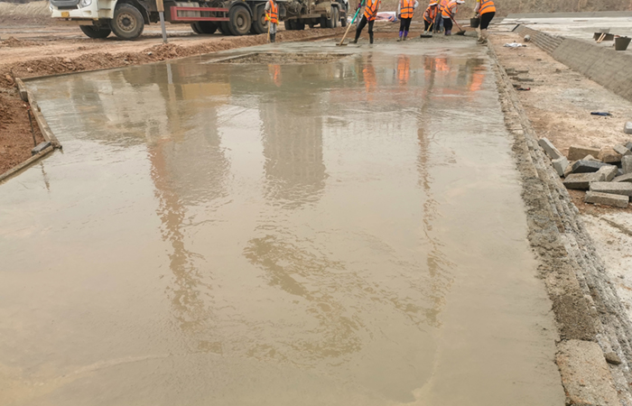 1711530128390841.jpg 小圖-廣南教服中心(基礎(chǔ)墊層澆筑)1.jpg